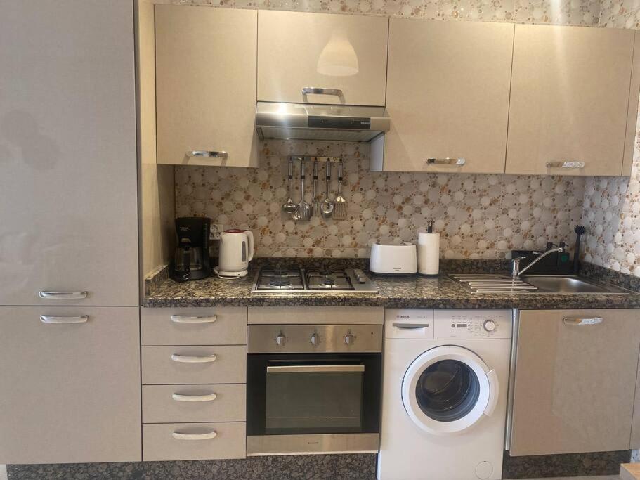 Appartamento Bel Wifi Balcon Et Parking Marrakech Centre *